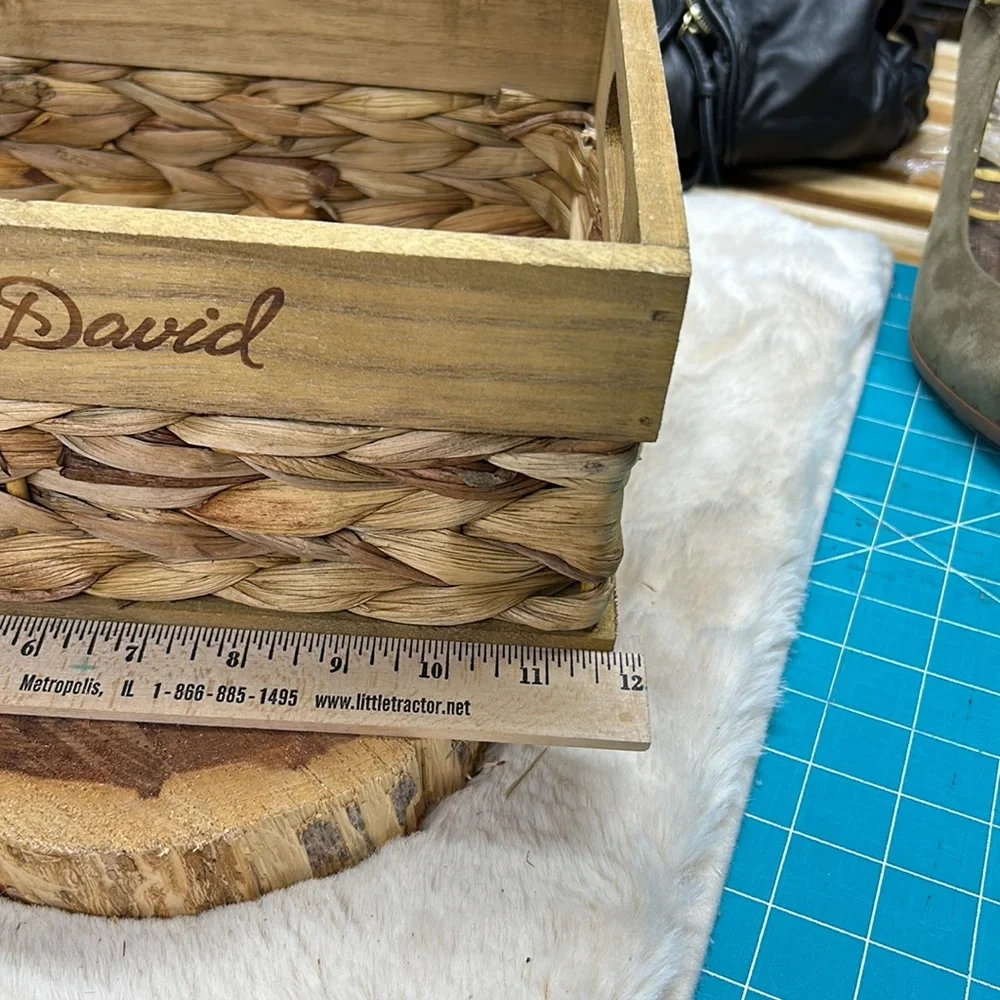 Harry &‎ David woven and wooden basket